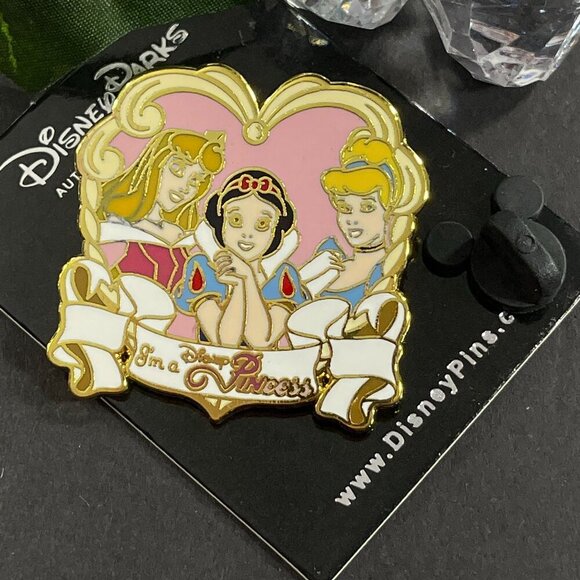Disney Aurora Princess Trading Pin Cinderella Snow White Badge Lapel Pin Jewelry - Picture 3 of 11